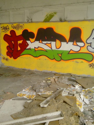 Graffiti Wall - Photo by strasbourgraffiti