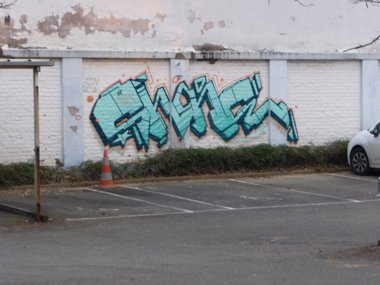 Graffiti Bombing - Photo by strasbourgraffiti (2014)