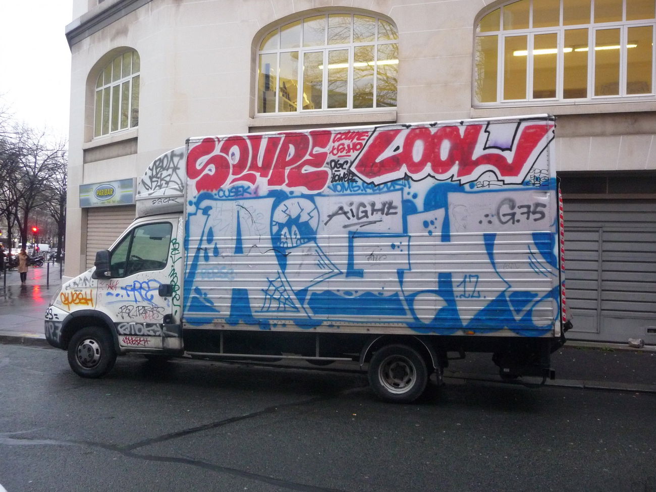 Graffiti Bombing - Photo by strasbourgraffiti