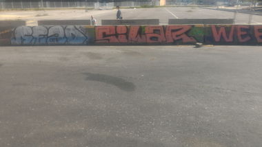 Graffiti Bombing - Photo by strasbourgraffiti