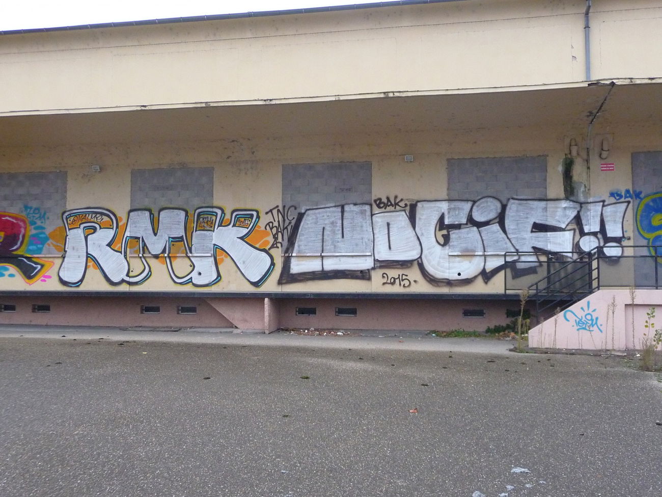 Graffiti Bombing - Photo by strasbourgraffiti