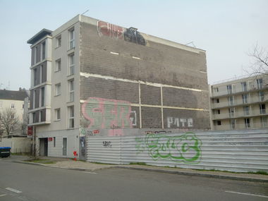 Graffiti Bombing - Photo by strasbourgraffiti