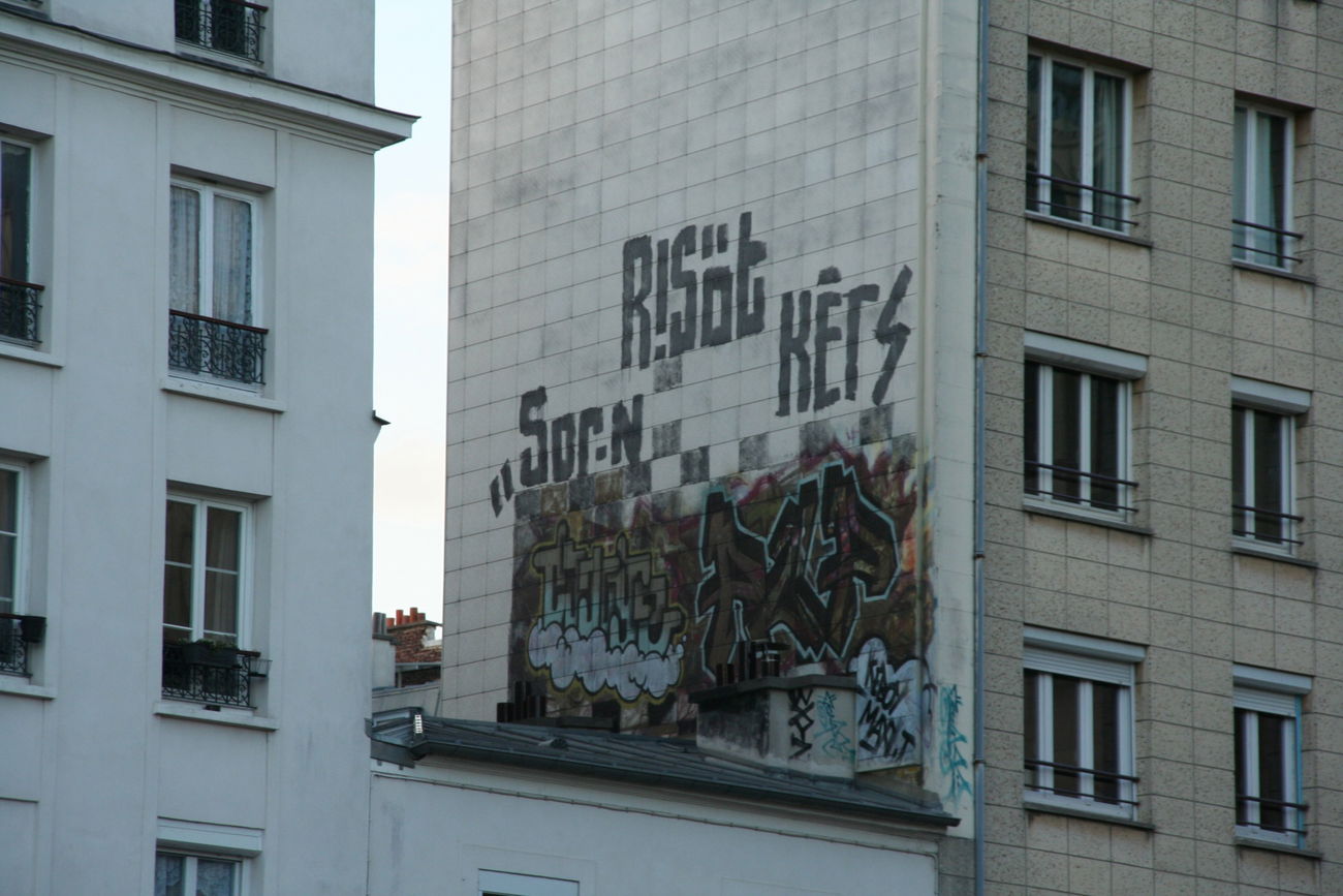 Graffiti Bombing - Photo by strasbourgraffiti