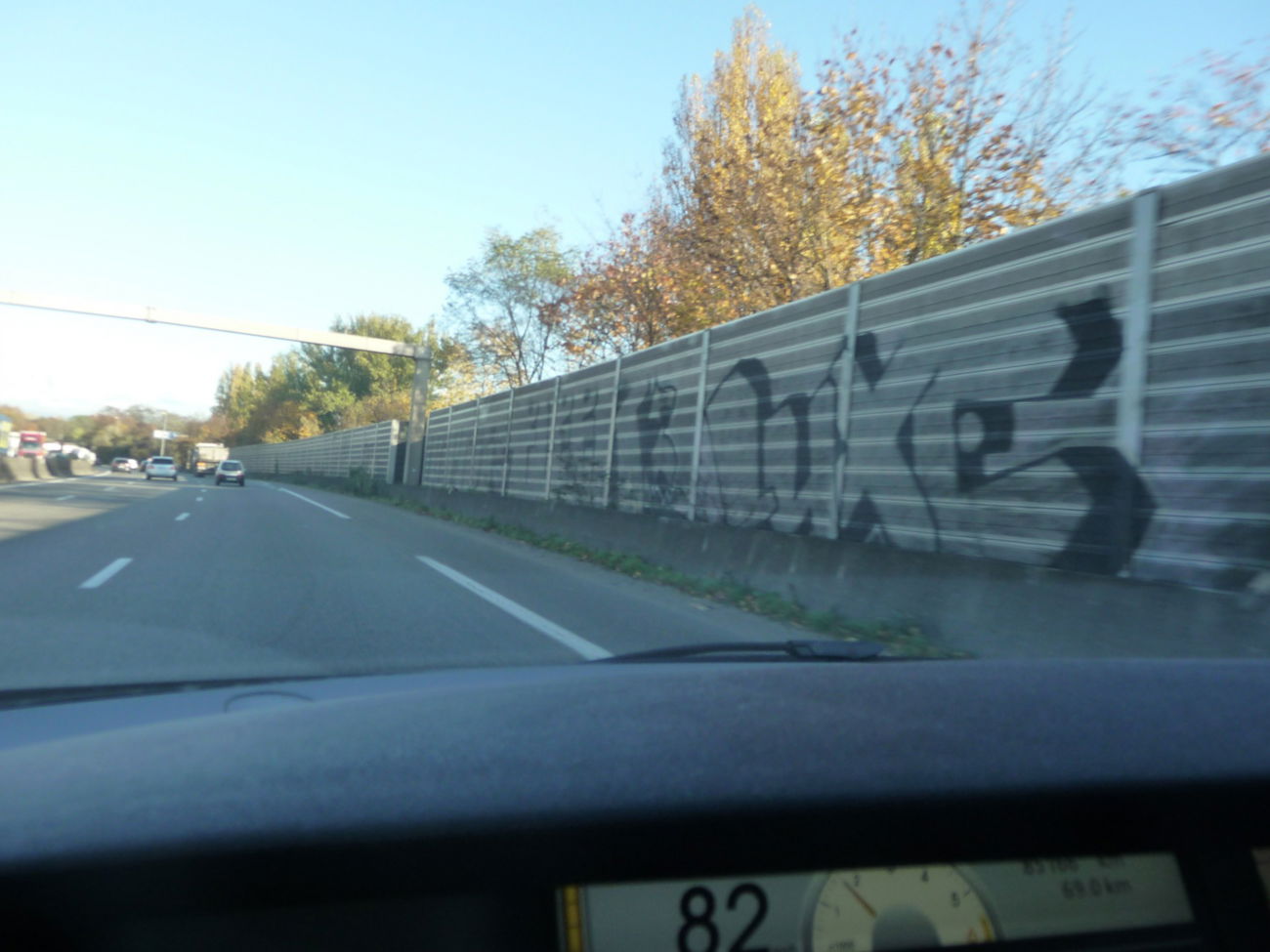 Graffiti Bombing - Photo by strasbourgraffiti