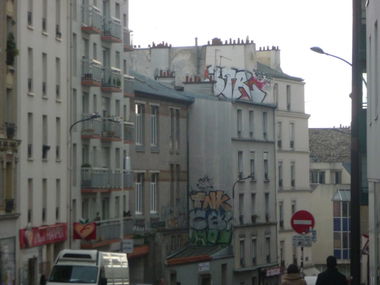 Graffiti Bombing - Photo by strasbourgraffiti