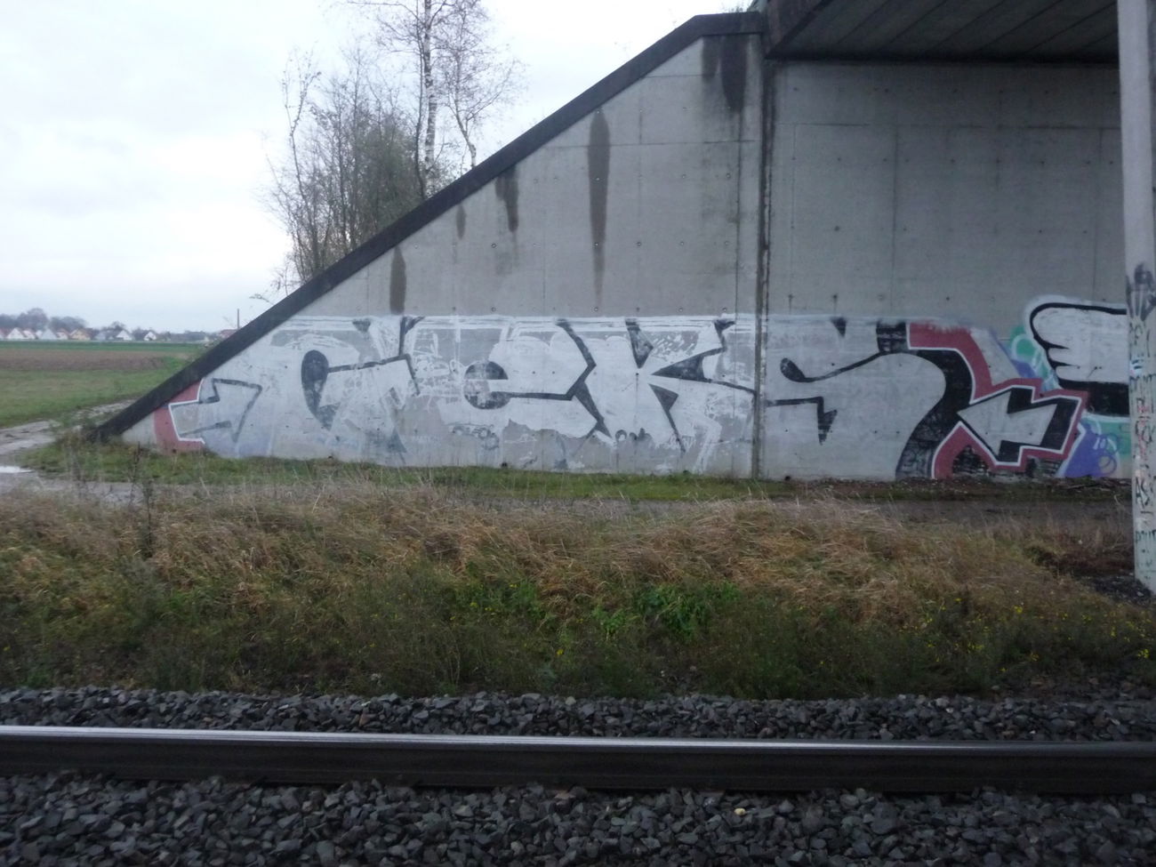 Graffiti Bombing - Photo by strasbourgraffiti