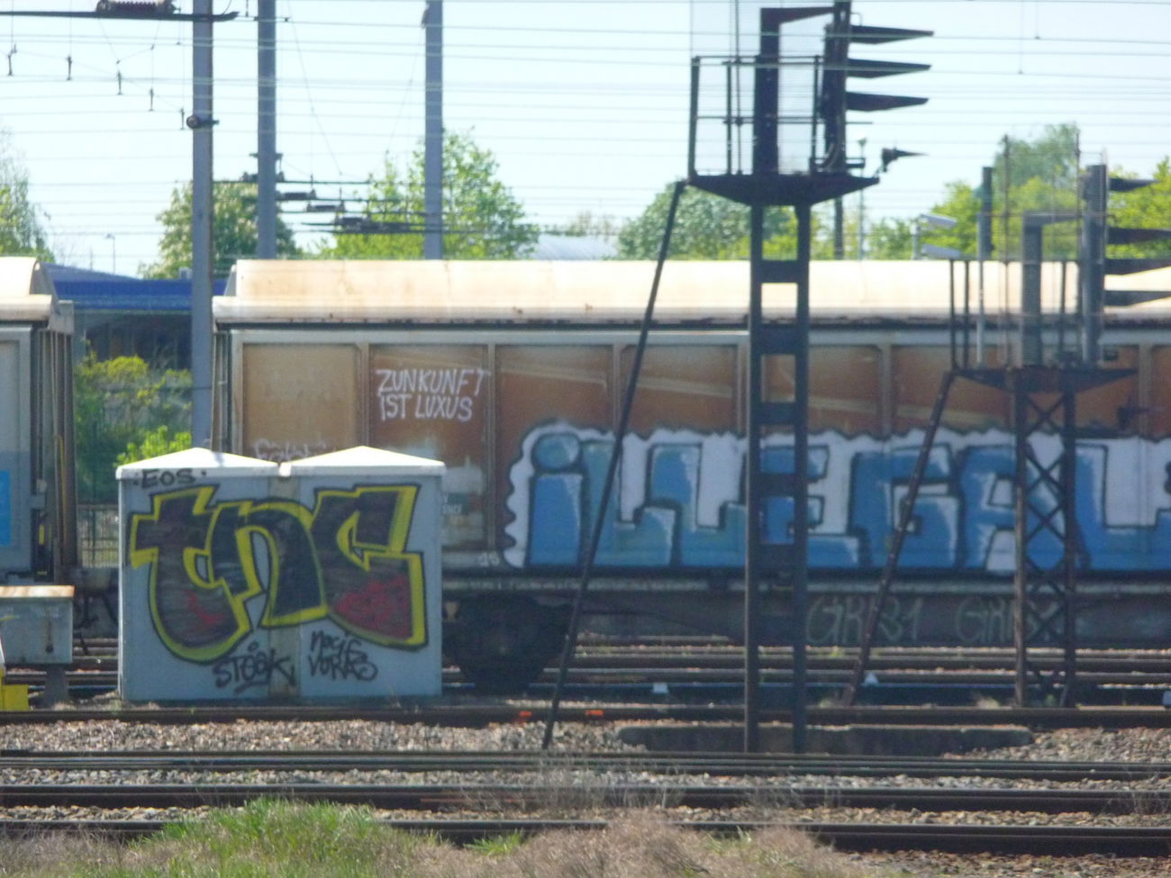 Graffiti Bombing - Photo by strasbourgraffiti