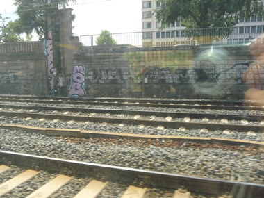 Graffiti Bombing - Photo by strasbourgraffiti