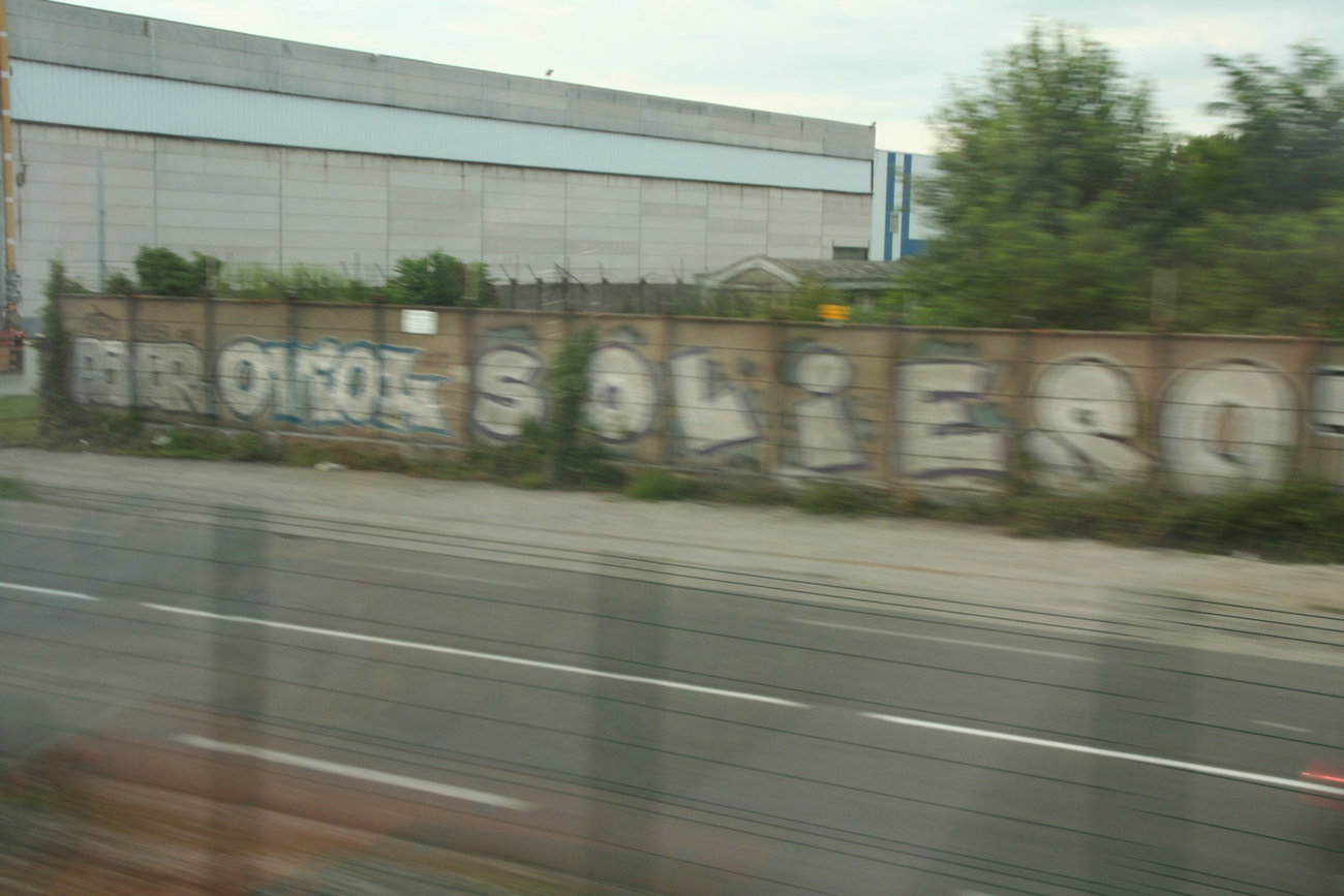 Graffiti Bombing - Photo by strasbourgraffiti