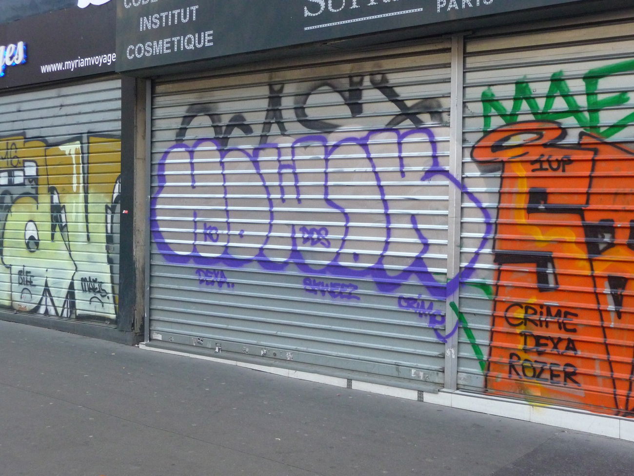 Graffiti Bombing - Photo by strasbourgraffiti