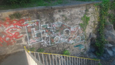 Graffiti Bombing - Photo by strasbourgraffiti