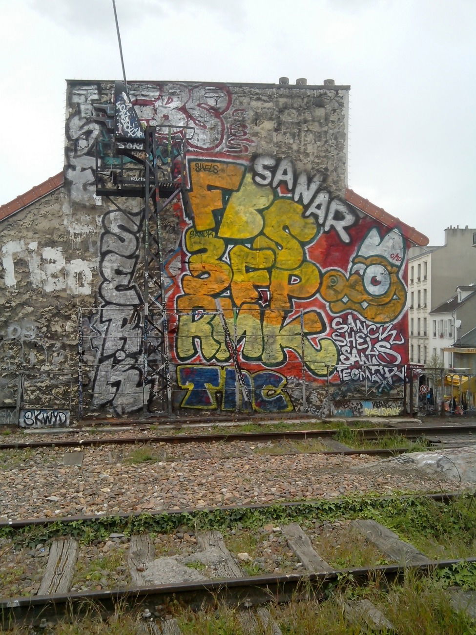 Graffiti Bombing - Photo by strasbourgraffiti