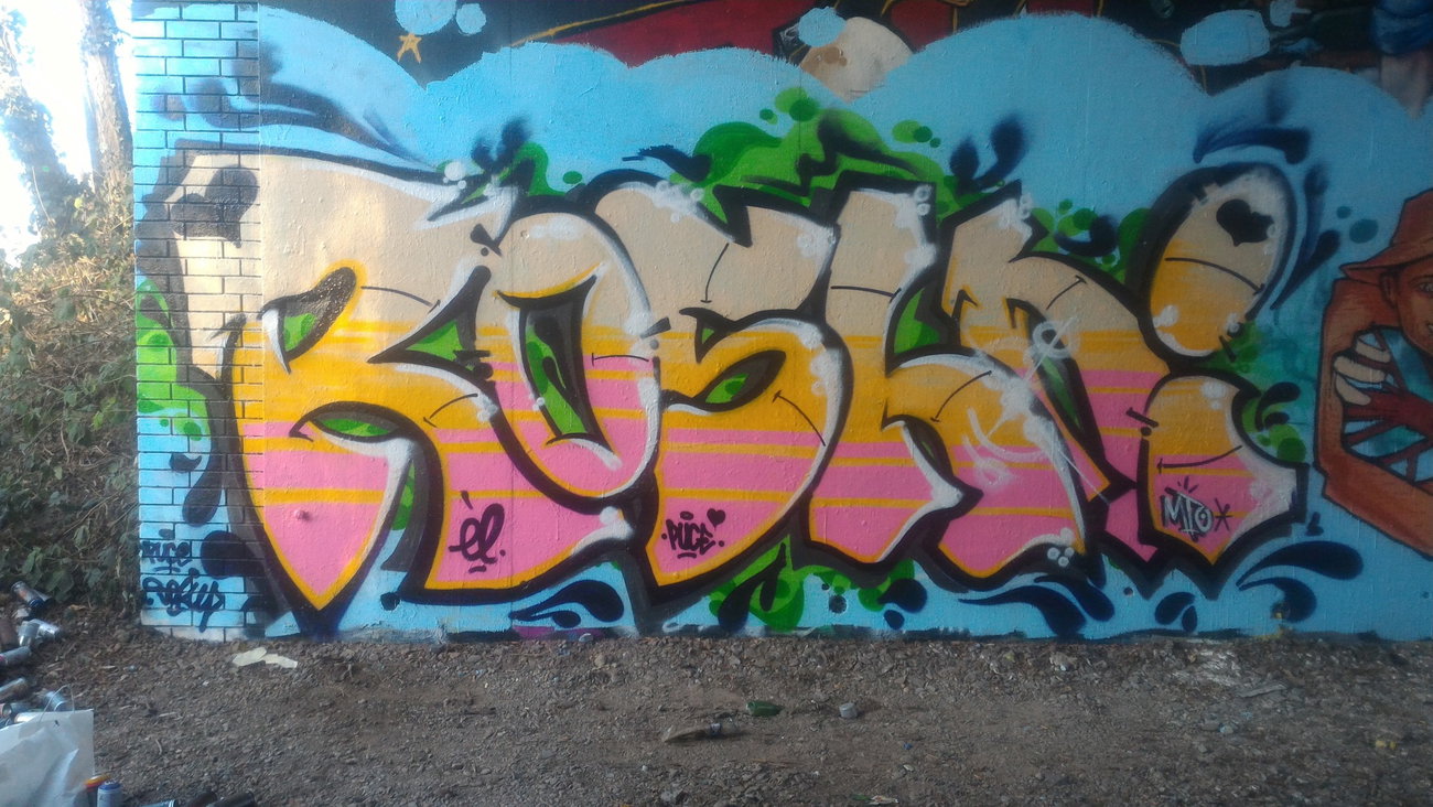 Graffiti Wall - Photo by strasbourgraffiti