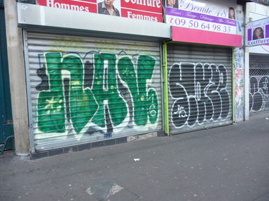 Graffiti Bombing - Photo by strasbourgraffiti