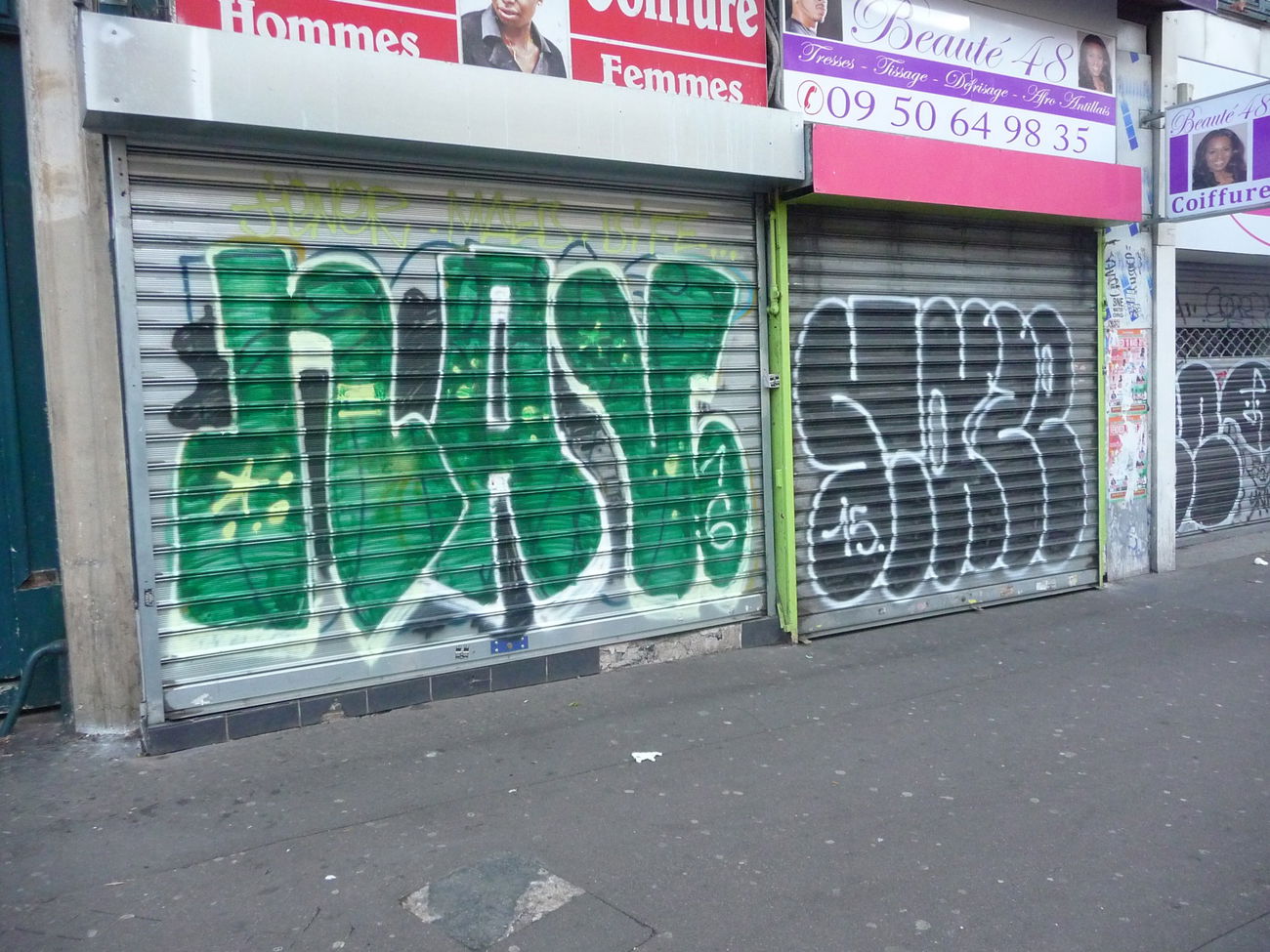 Graffiti Bombing - Photo by strasbourgraffiti