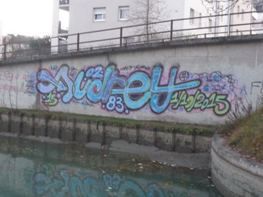 Graffiti Bombing - Photo by strasbourgraffiti