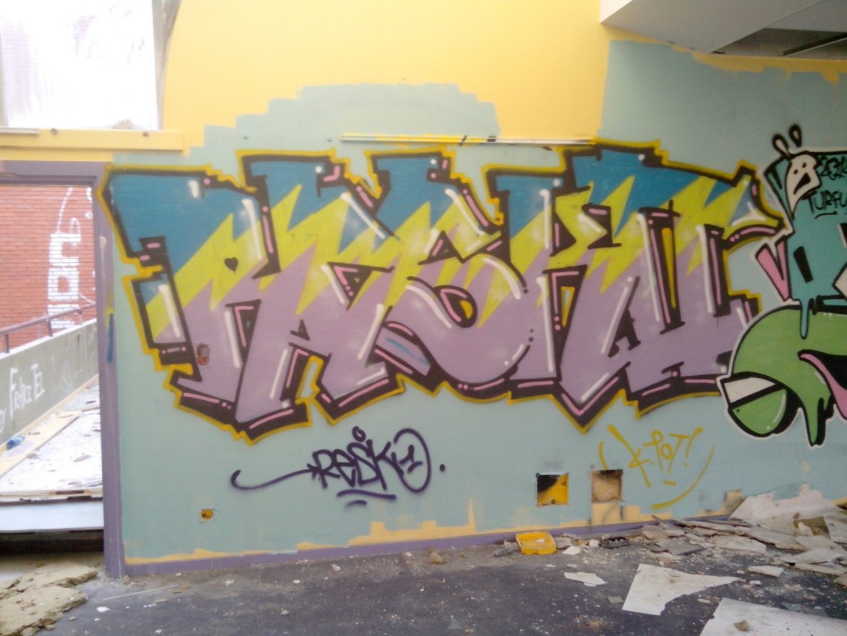 Graffiti Wall - Photo by strasbourgraffiti
