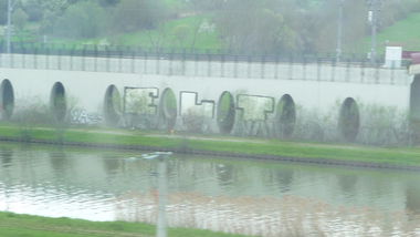 Graffiti Bombing - Photo by strasbourgraffiti