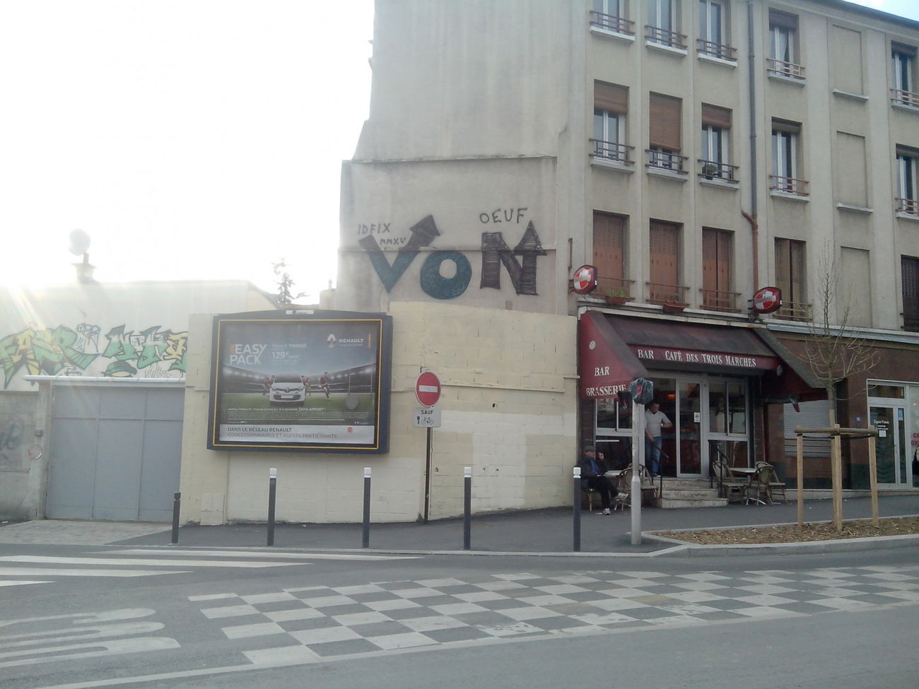 Graffiti Bombing - Photo by strasbourgraffiti