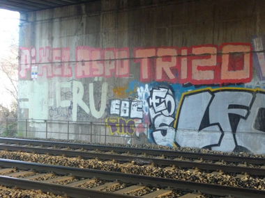 Graffiti Bombing - Photo by strasbourgraffiti