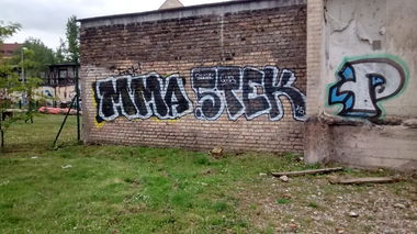 Graffiti Bombing - Photo by strasbourgraffiti