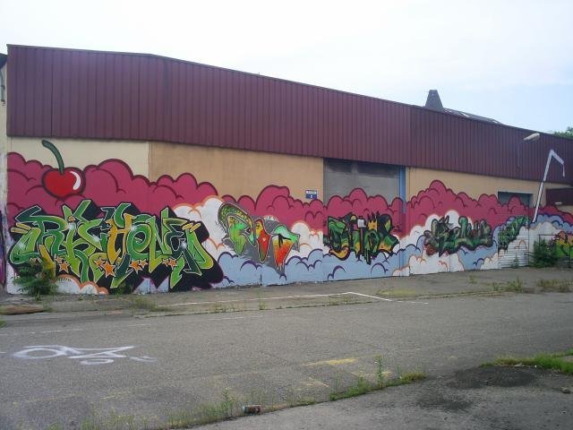 Graffiti Wall - Photo by strasbourgraffiti