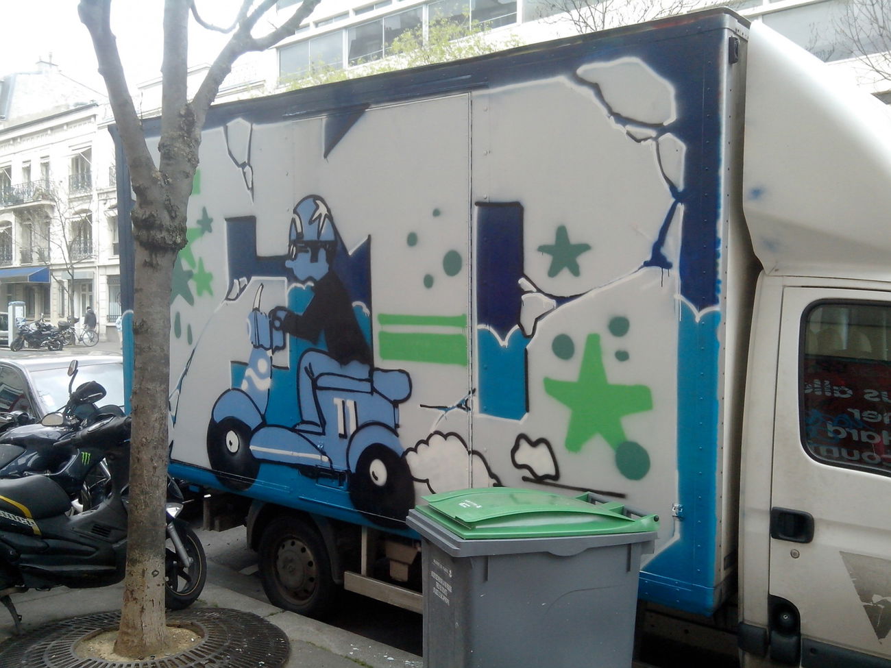 Graffiti Bombing - Photo by strasbourgraffiti