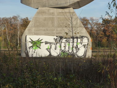 Graffiti Bombing - Photo by strasbourgraffiti