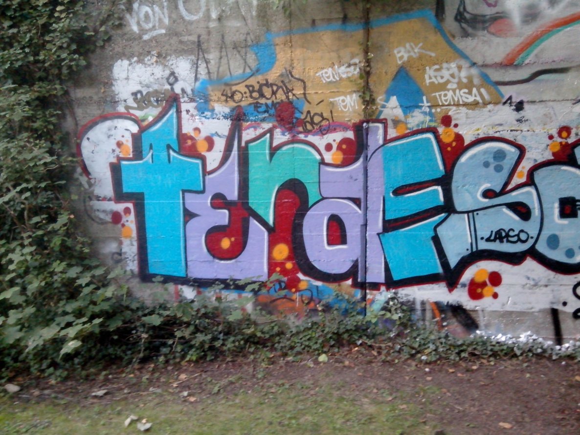 Graffiti Wall - Photo by strasbourgraffiti