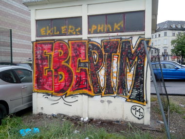 Graffiti Bombing - Photo by strasbourgraffiti