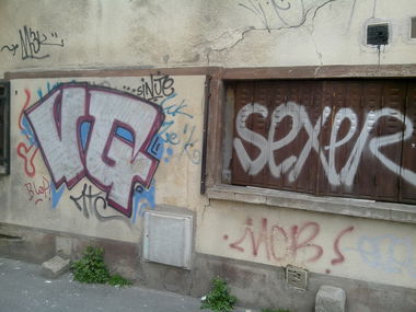 Graffiti Bombing - Photo by strasbourgraffiti