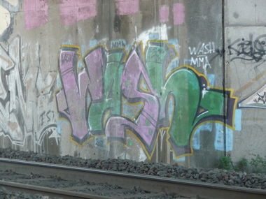 Graffiti Bombing - Photo by strasbourgraffiti