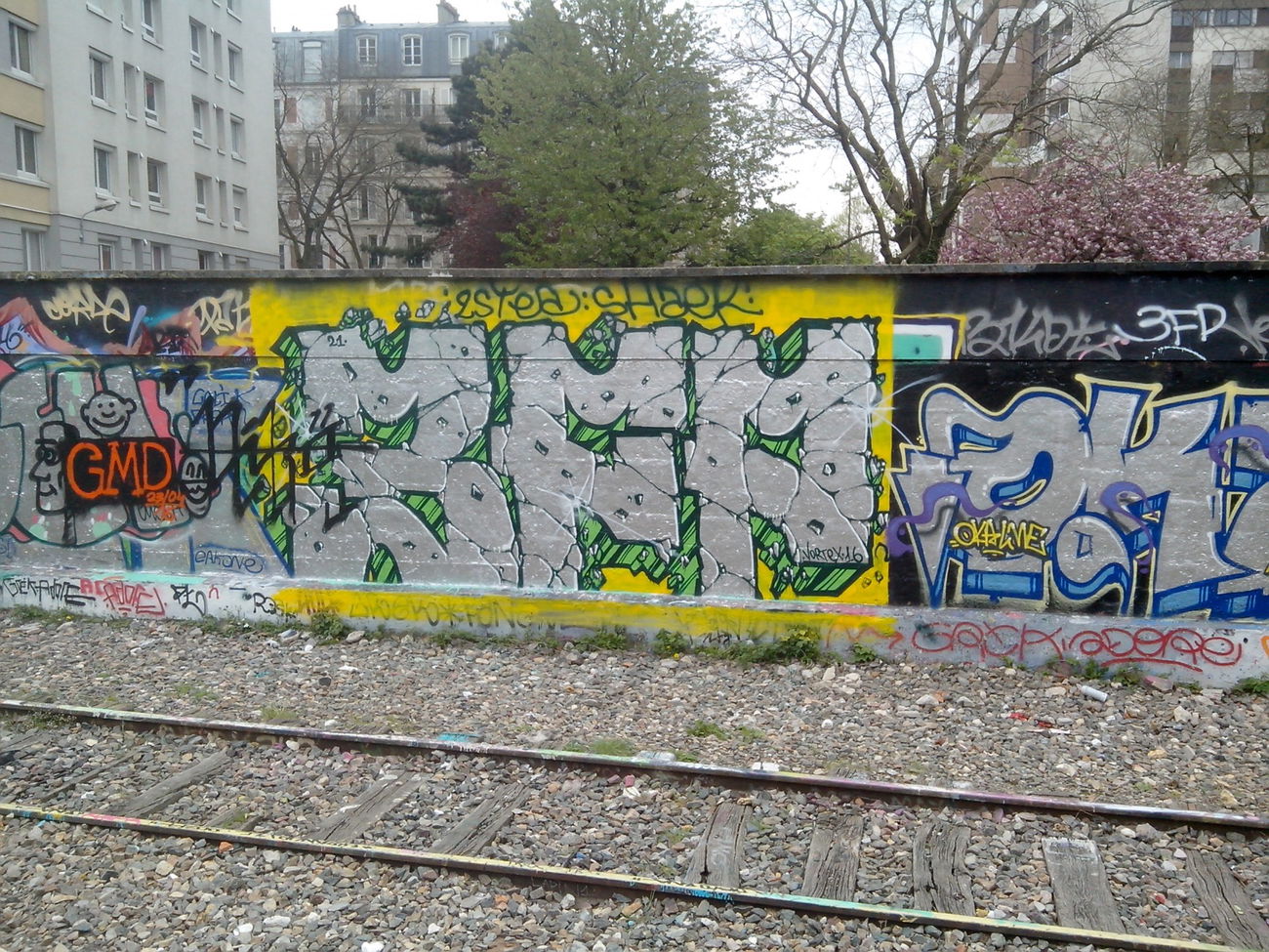 Graffiti Bombing - Photo by strasbourgraffiti