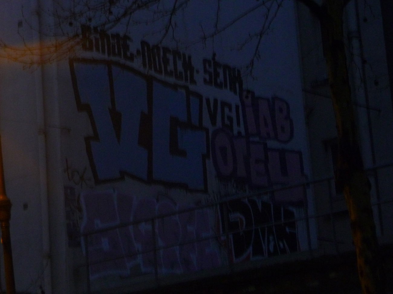 Graffiti Bombing - Photo by strasbourgraffiti