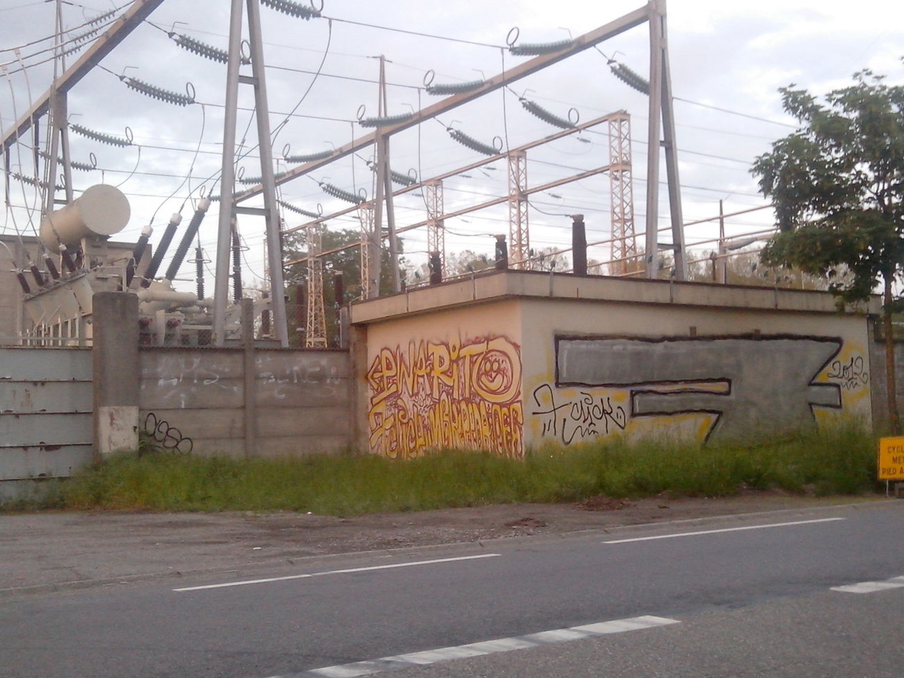 Graffiti Bombing - Photo by strasbourgraffiti