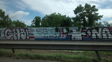 Graffiti Bombing - Photo by strasbourgraffiti