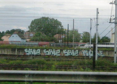 Graffiti Bombing - Photo by strasbourgraffiti