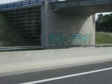 Graffiti Bombing - Photo by strasbourgraffiti