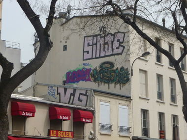 Graffiti Bombing - Photo by strasbourgraffiti