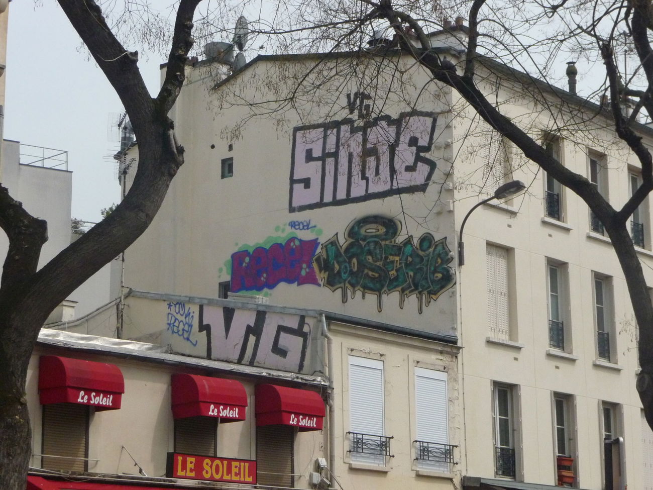 Graffiti Bombing - Photo by strasbourgraffiti
