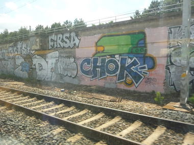 Graffiti Bombing - Photo by strasbourgraffiti