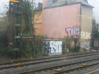 Graffiti Bombing - Photo by strasbourgraffiti