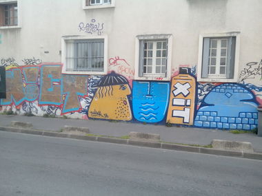 Graffiti Bombing - Photo by strasbourgraffiti