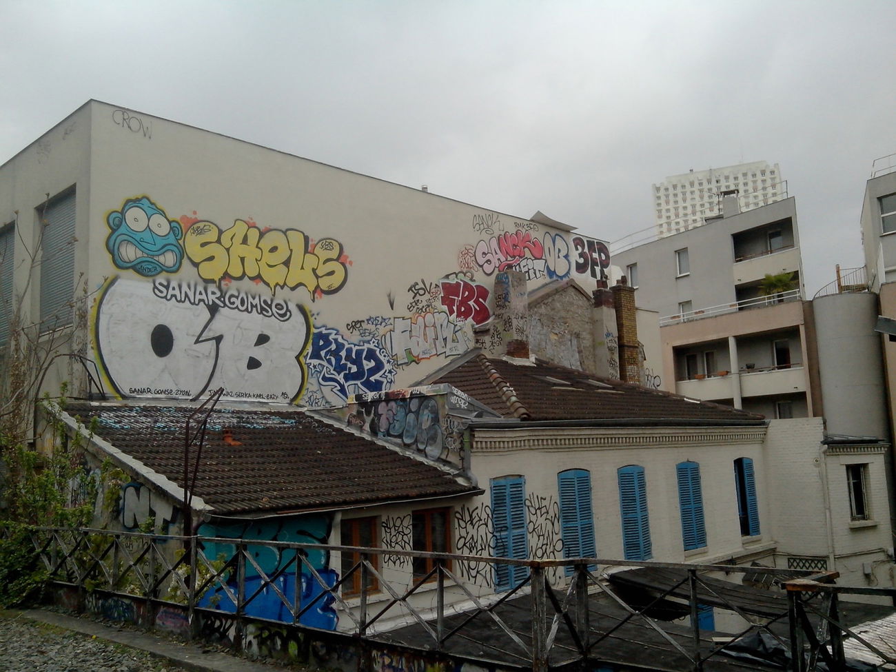 Graffiti Bombing - Photo by strasbourgraffiti