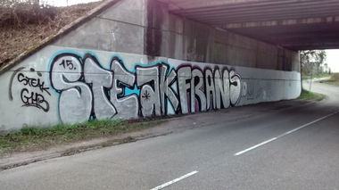 Graffiti Bombing - Photo by strasbourgraffiti