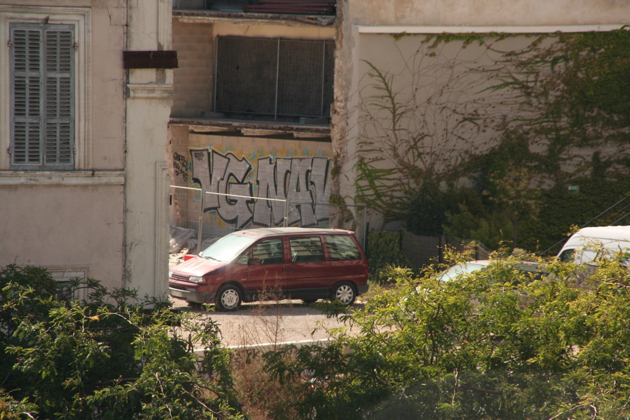 Graffiti Bombing - Photo by strasbourgraffiti