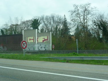 Graffiti Bombing - Photo by strasbourgraffiti