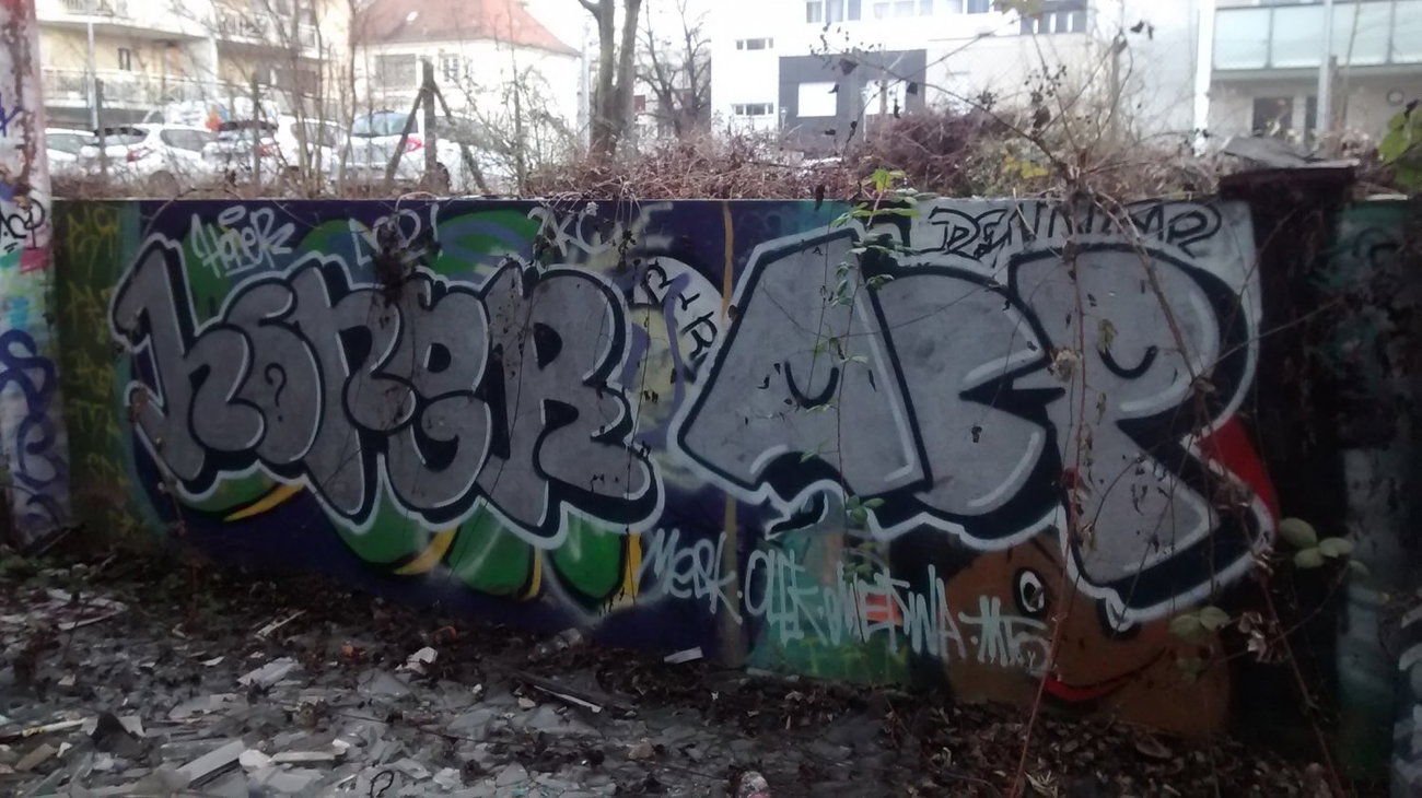 Graffiti Wall - Photo by strasbourgraffiti
