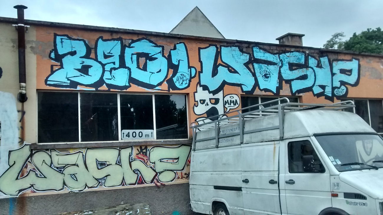 Graffiti Bombing - Photo by strasbourgraffiti