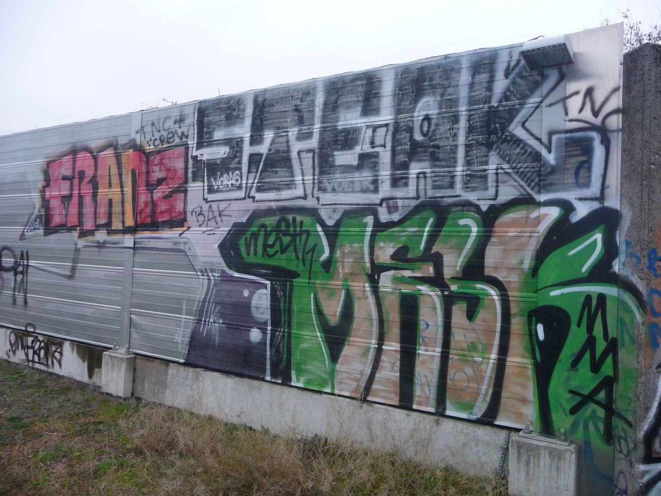 Graffiti Bombing - Photo by strasbourgraffiti